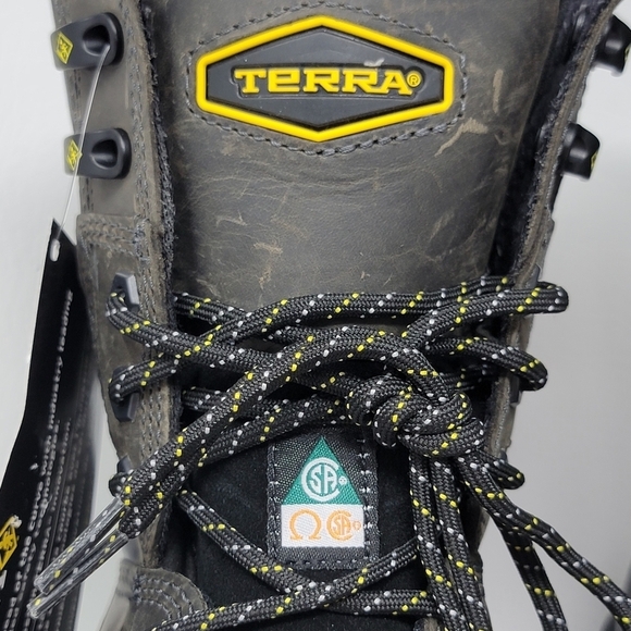 Terra Gantry 8\